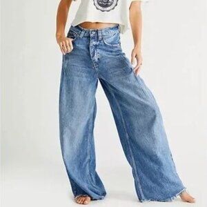 We The Free People Old West Slouchy Wide Leg Blue Jeans